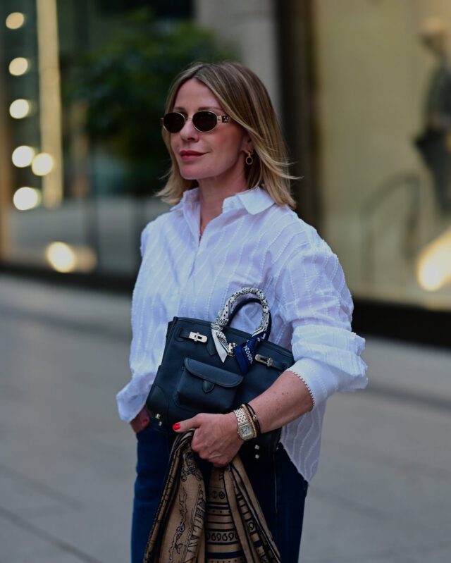 Werbung. Weiße Bluse mit Jeans - einfach ein absoluter Klassiker 🤍
Bluse Tammy @bymi_fashion (FrauMone_12 für 12% Rabatt)
#denimstyle #scandistyle #bymi #casualchicstyle #whattowearnow #favoritelook #mystylediary #fashionover50 
📷 @adamsw