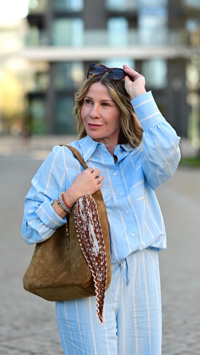Cool Blue. Summer sets for the win 🩵
#marcaurelfashion #bluestyle #capsulewardobe #summerstyles #stylingtipps #whattowearnow #springlook #matchingset
